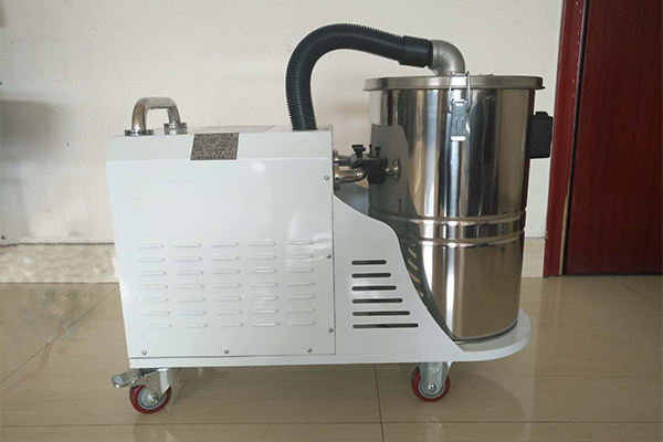 移動(dòng)式工業(yè)吸塵器